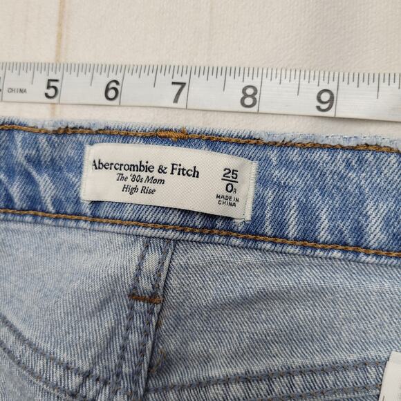 Abercrombie & Fitch the 80s mom jeans high rise - Picture 6 of 9